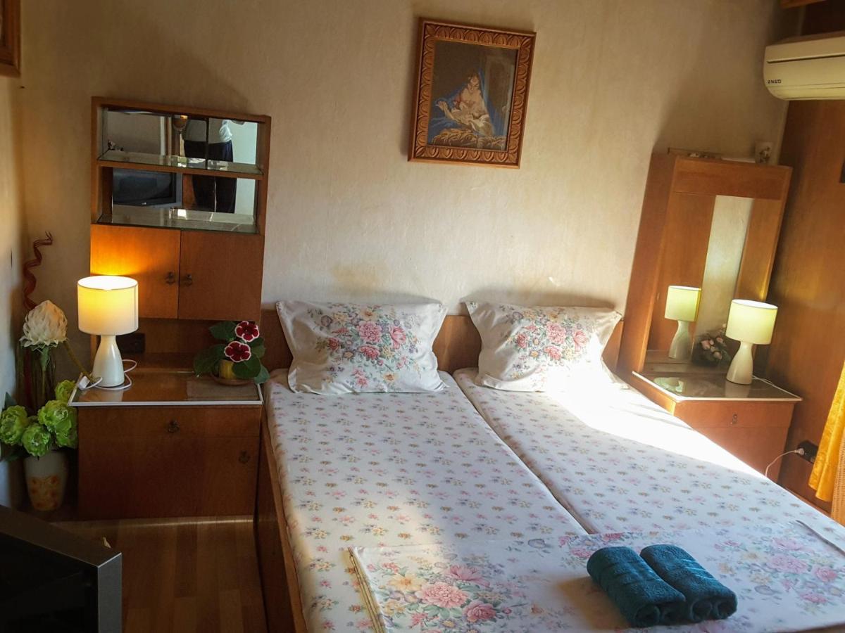 Diana Guesthouse Veliko Tarnovo Buitenkant foto